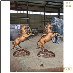 純銅小號(hào)一對馬到成功雕塑